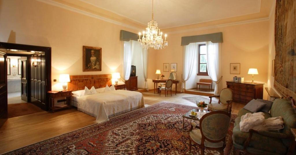 Schlosshotel Obermayerhofen Sebersdorf Chambre photo