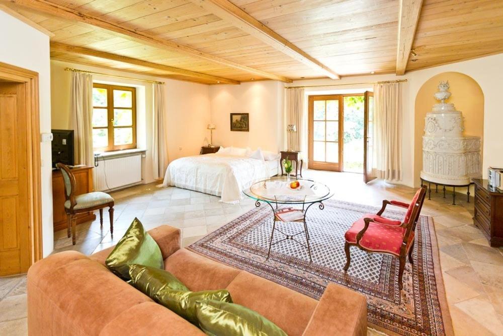 Schlosshotel Obermayerhofen Sebersdorf Chambre photo